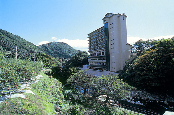 山房　月之瀬
